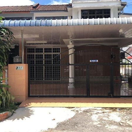 Naurah Homestay Sungai Petani Eksteriør bilde