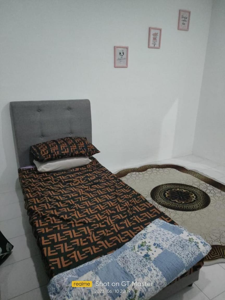 Naurah Homestay Sungai Petani Eksteriør bilde